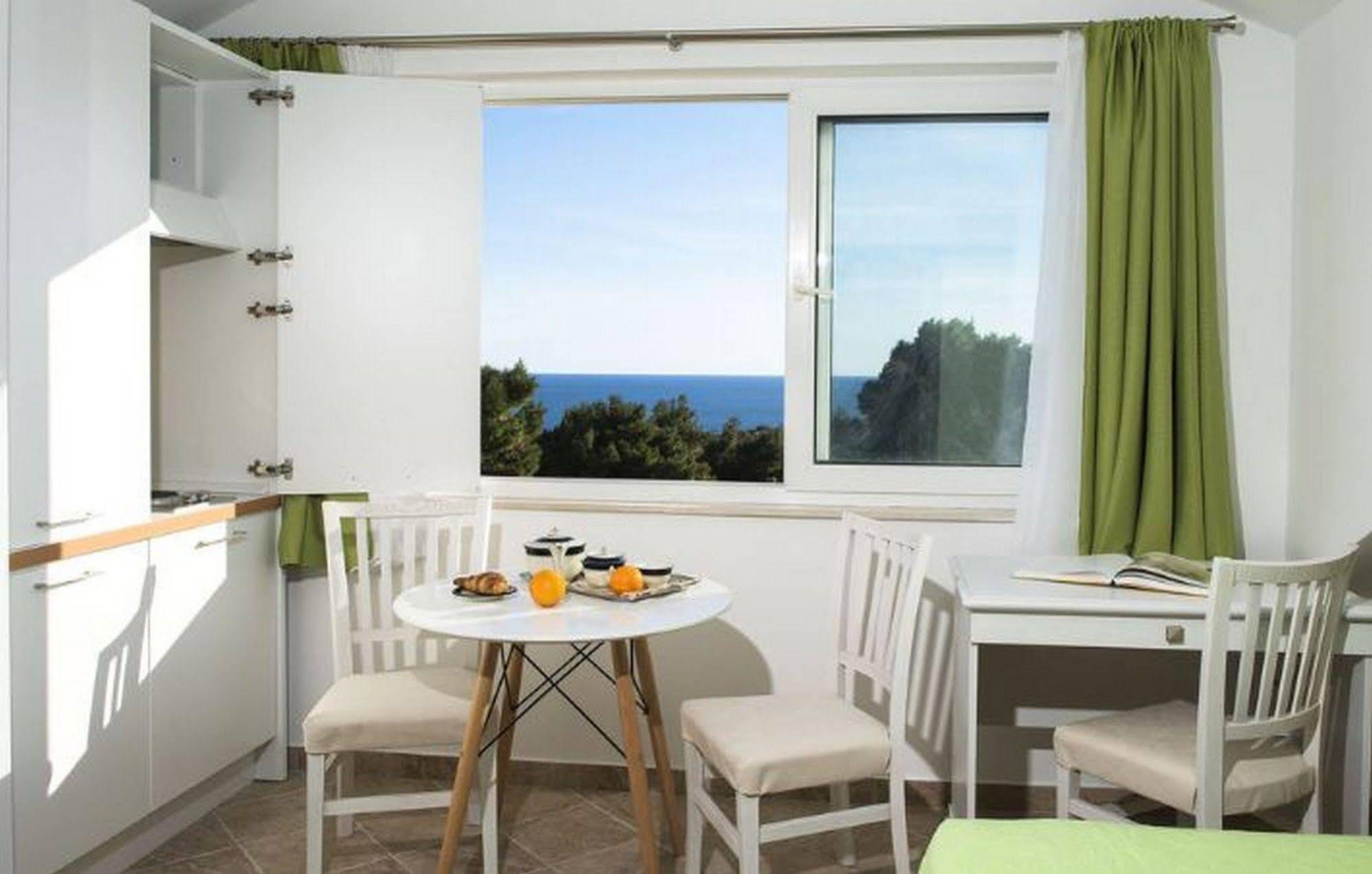 Apartments Milka&Miho Dubrovnik Bagian luar foto