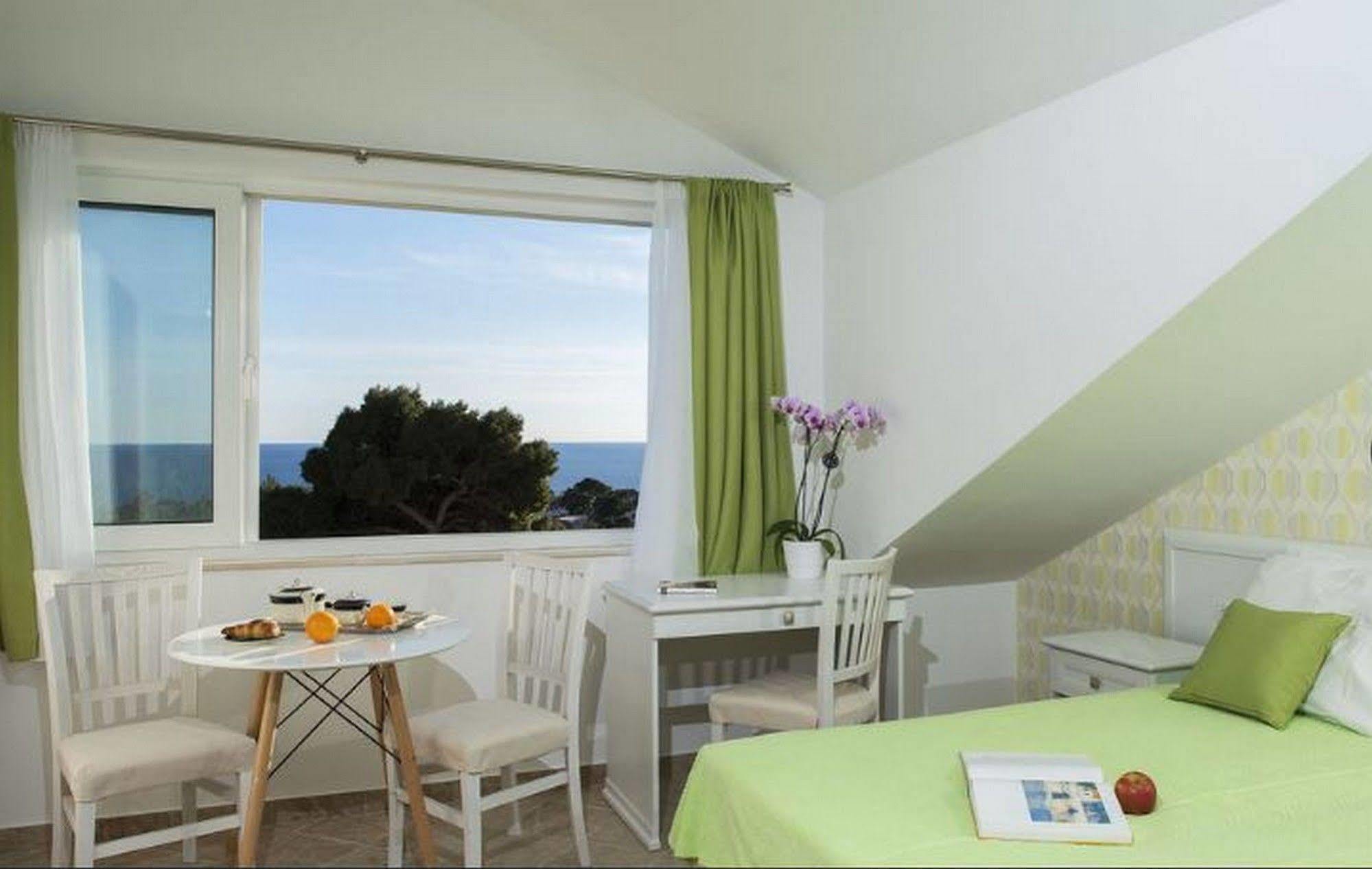 Apartments Milka&Miho Dubrovnik Bagian luar foto