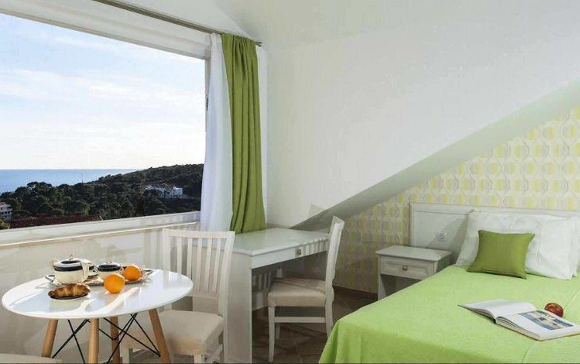Apartments Milka&Miho Dubrovnik Bagian luar foto